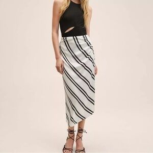 Mango New Exclusive Collection Off White Black Striped Ruched Maxi Skirt #RB